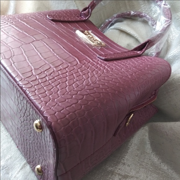 Ladies Bebe Aubrey Berry colored mini Satchel Bag - Picture 2 of 7